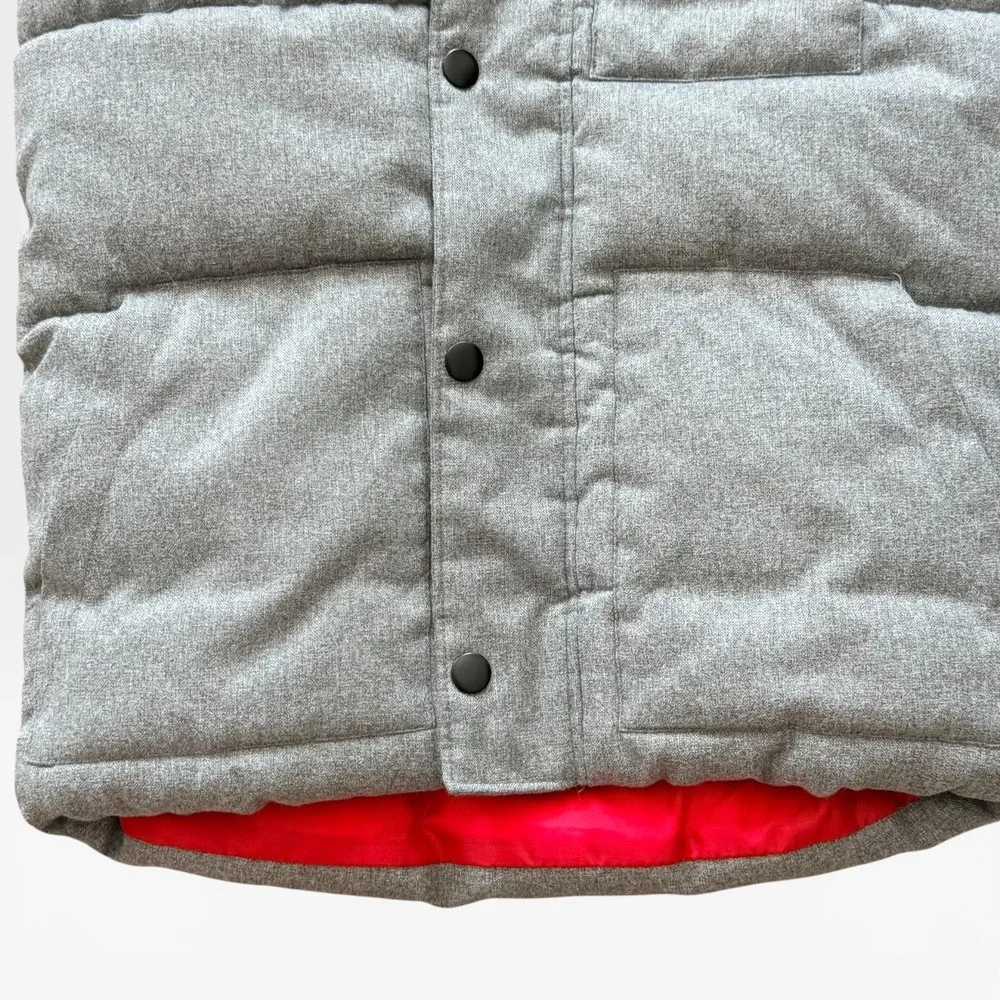 Old Navy Kids Grey Quilted Hooded Puffer Vest Red Lining Size L 10-12